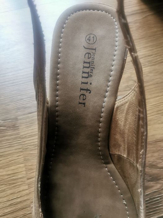 Buty Jennifer 41 koturna