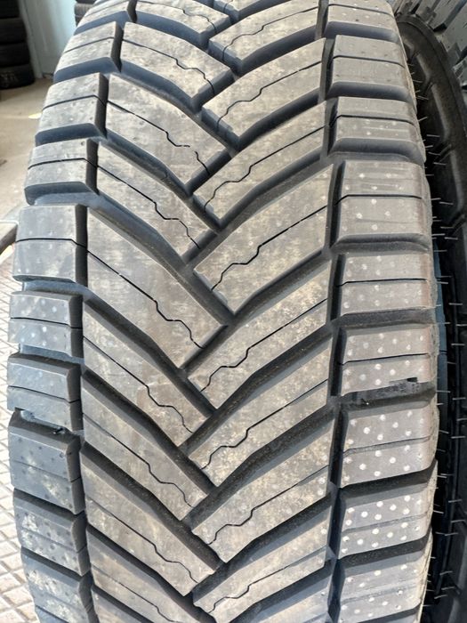 215/65R16C 109/107T Michelin Agilis CrossClimate