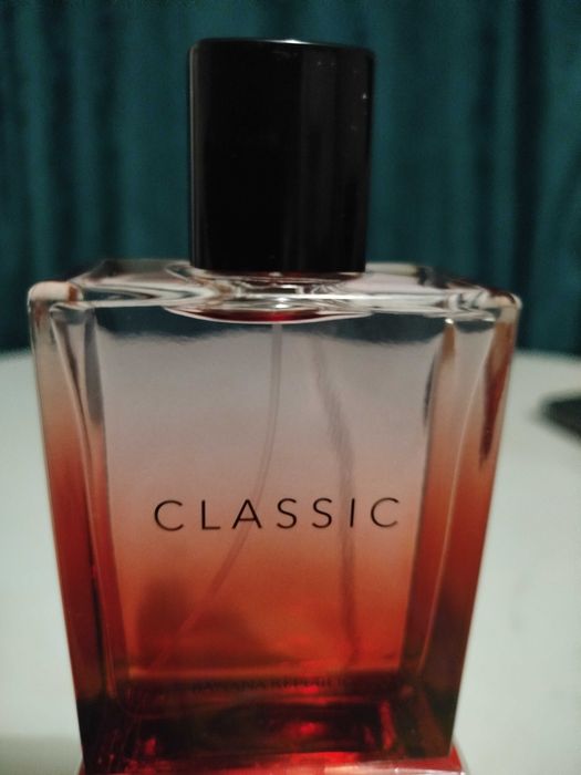 Banana Republic Classic Red