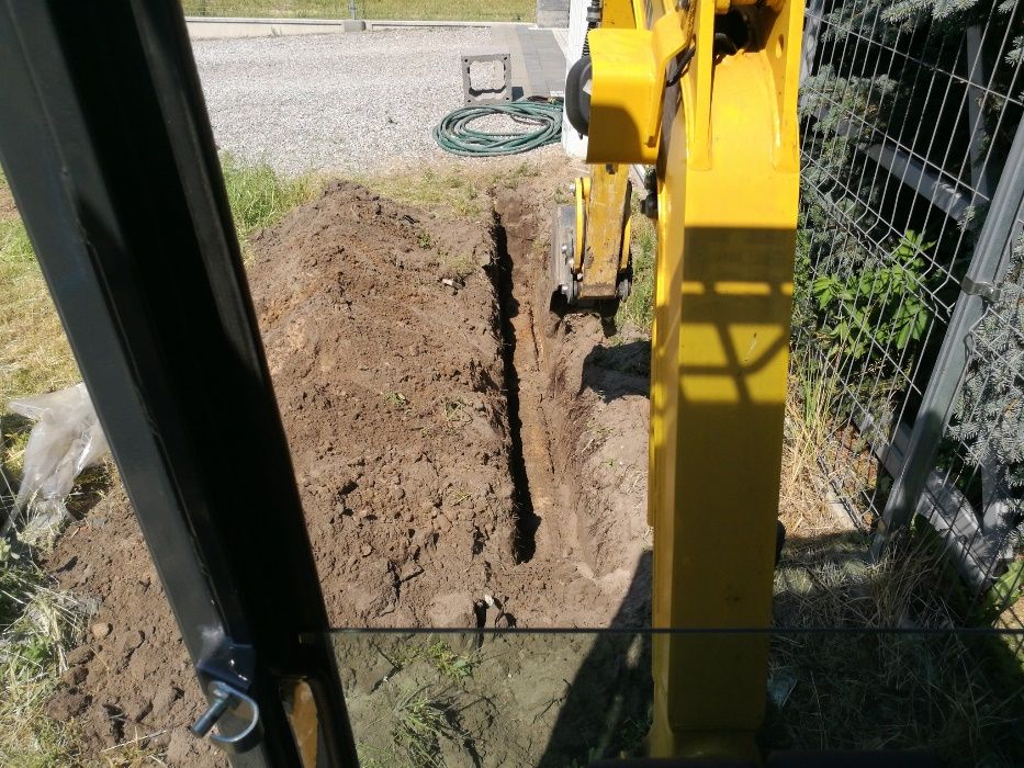 Roboty ziemne, minikoparka, przyłącza, instalacje, wolne terminy!