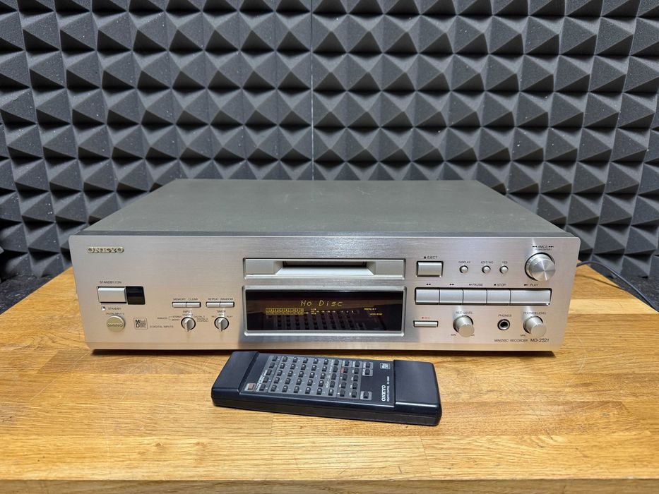 Odtwarzacz MINIDISC Onkyo MD-2521