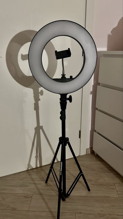 Кільцева LED лампа з професійним штативом Arsenal ARS-2000 (Комплект)