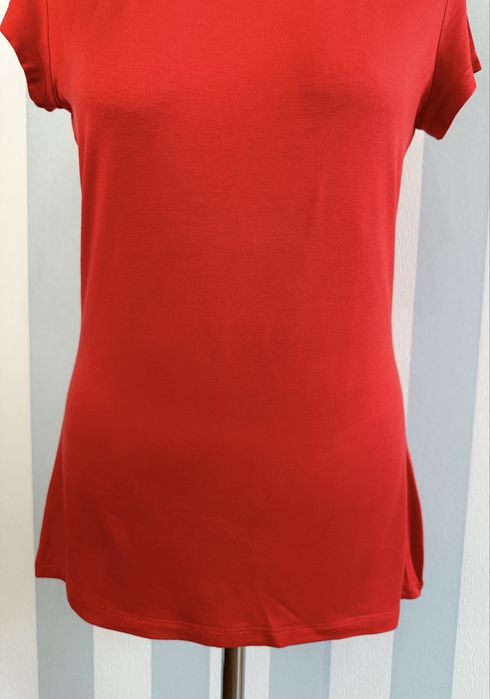 Czerwona koszulka damska na krótki rękaw basic casual M/L Orsay