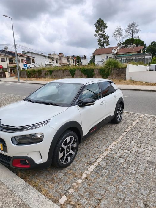 Citroën C4 Cactus 1.2 PureTech Shine Pack