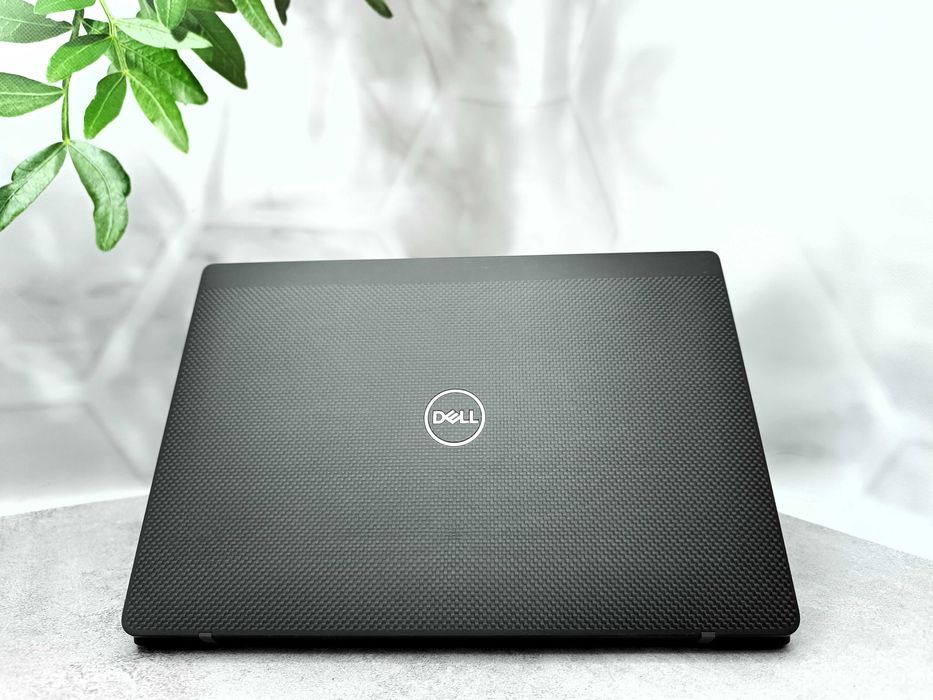 Ноутбук Dell Latitude 7300/i5-8365U/16 ГБ/NVMe 256/13.3 " Full HD IPS