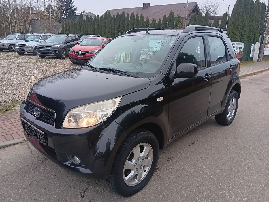 Daihatsu Terios ORYGINALNY  lakier. Bardzo mały przebieg . Nowy olej w silniku