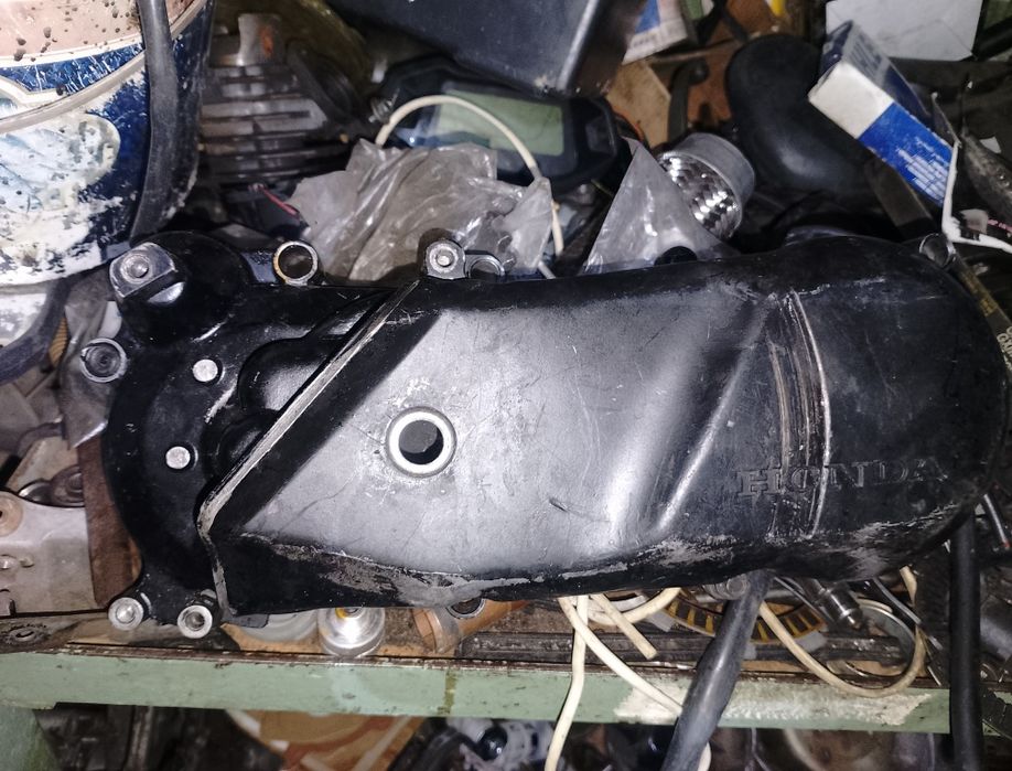 Кришка варіатора honda dio 18/27 34gbl