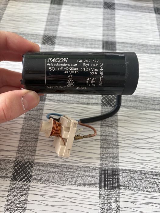 Пусковий конденсатор Facon