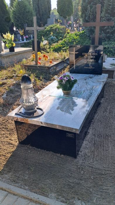 Nagrobek Kompozyt 2999 zł z montażem Cały Kraj - Promocja!
