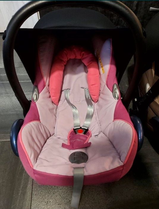 Fotelik maxi cosi CabrioFix z wkladką 0-13kg
