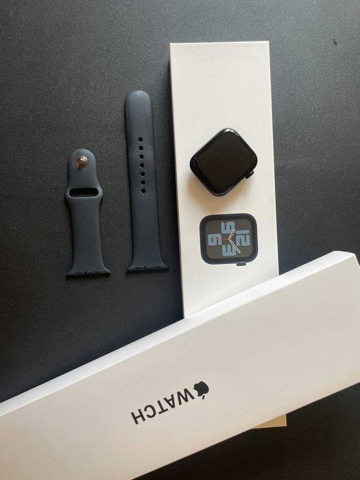 Apple Watch SE(2nd Gen) 44mm Midnight Aluminium GPS