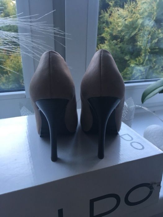 Szpilki skórzane ALDO r.36