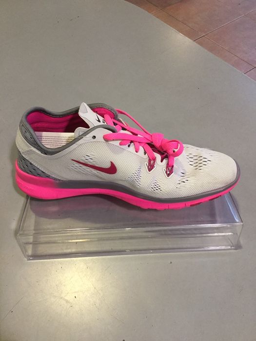Obuwie damskie Nike FREE TR FIT 5 rozmiar 38