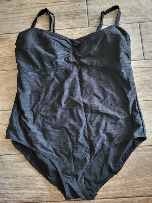 Strój kąpielowy jednoczęściowy