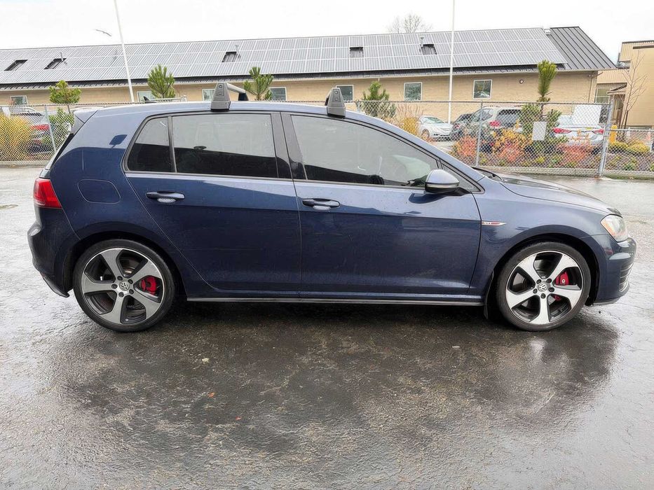 Volkswagen Golf GTI Autobahn 4-Door      2016