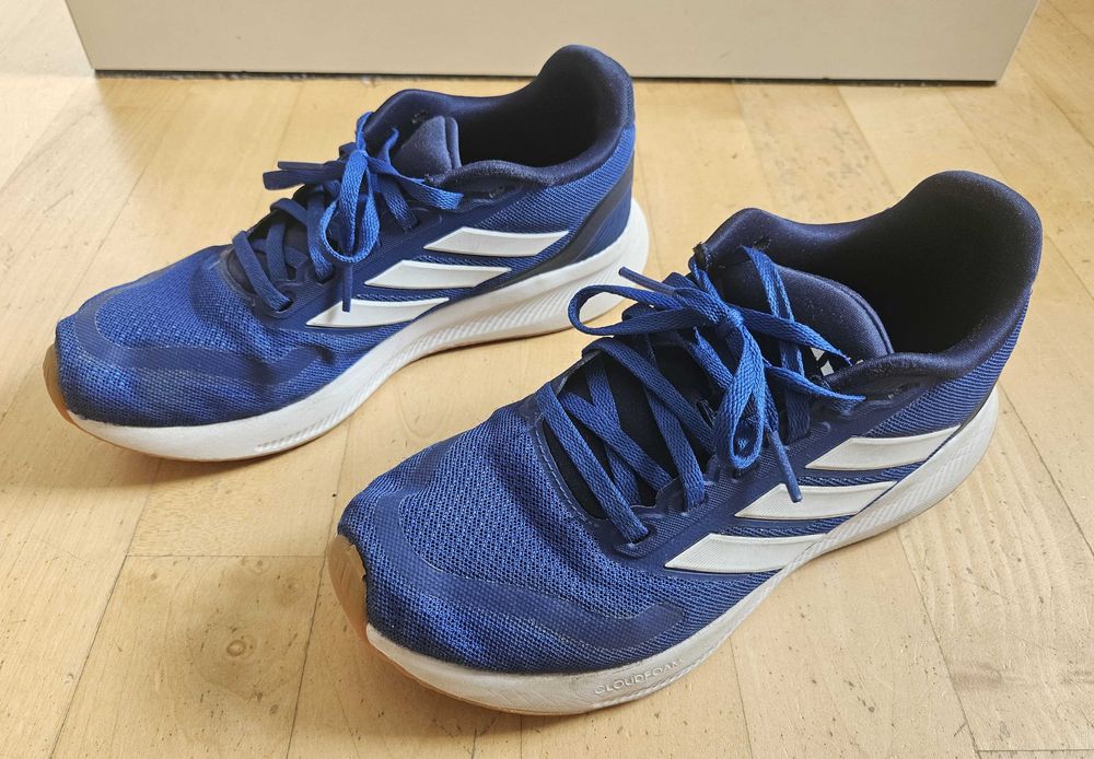 Materiałowe adidasy marki Adidas rozm. 37 1/3