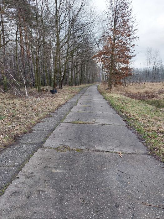 Duża działka inwestycyjna przy DK86
