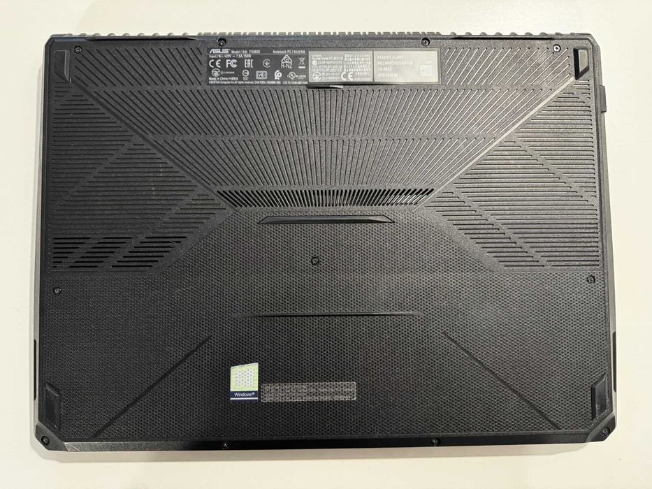 ASUS TUF FX505DT-AL086T (Po Serwisie!)