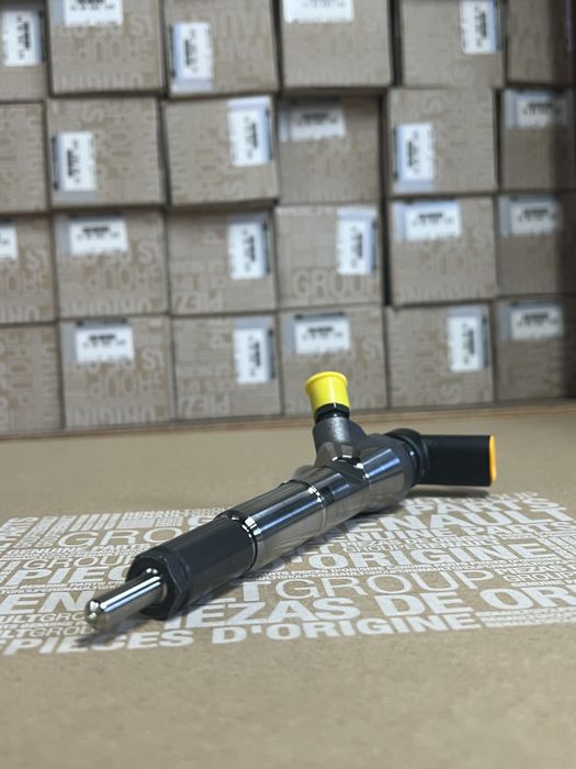 Паливна форсунка 166006212R 1.5 дизель K9K (оригінал/нова)