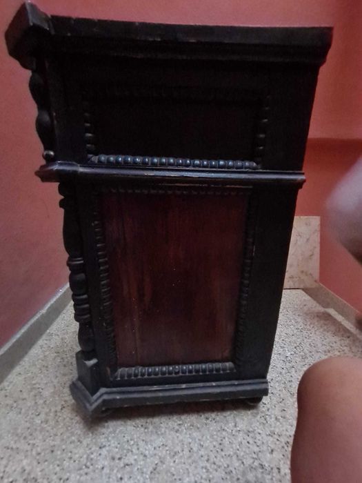 Mesinha de Cabeceira antiga