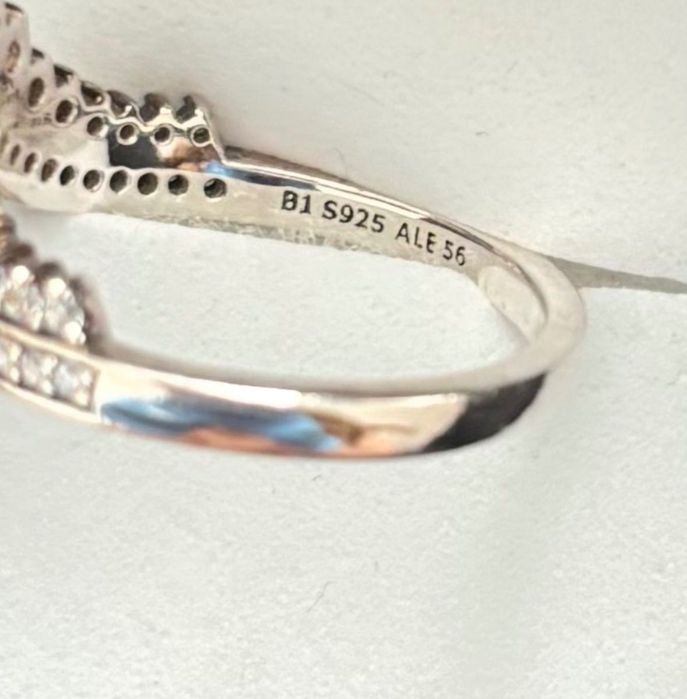 Pierścionek wishbone Pandora