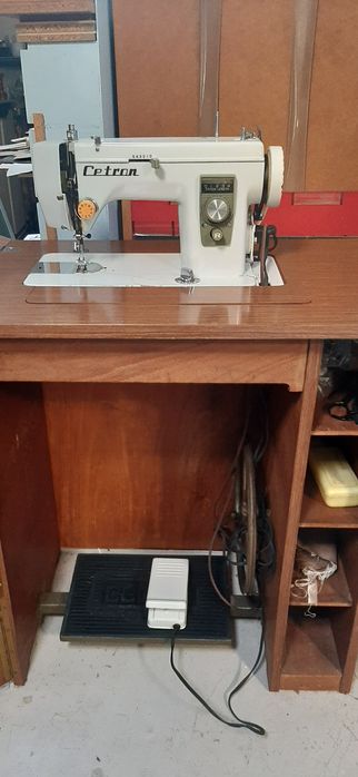 Máquina de Costura Cetron