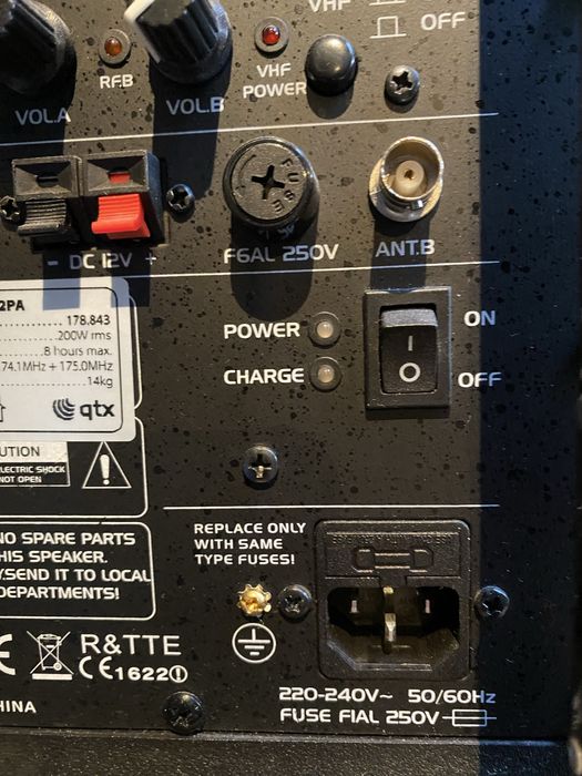 Unidade PA portátil-caixa de coluna QR12A