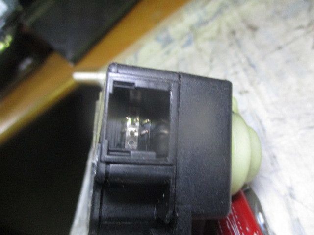 Motor da comporta da sofagem SAAB 9-3 Sedan (YS3F)