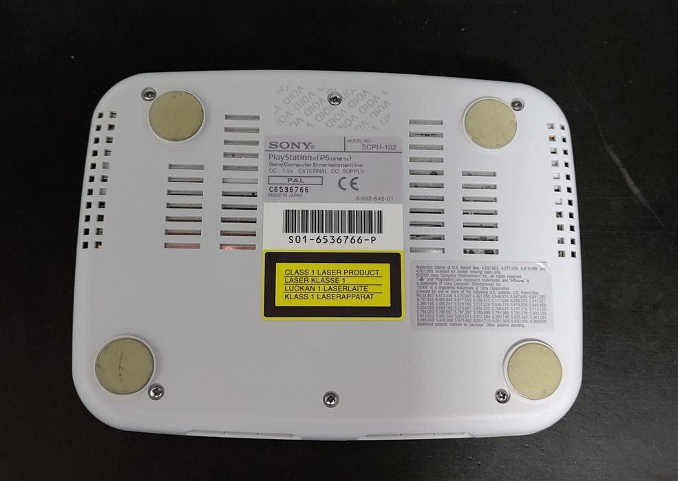 Konsola ps one ps 1 po serwisie AV ,ładny stan , w 100% sprawna.