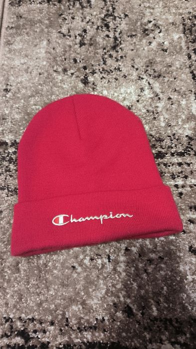шапка Champion підійде як на зиму,осінь