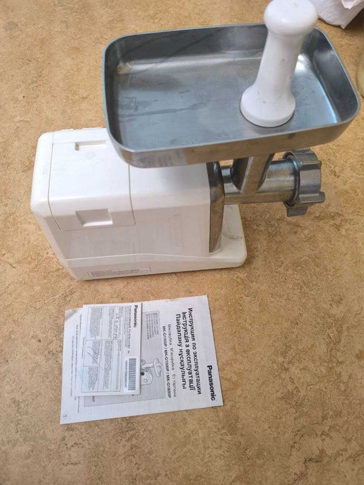 М`ясорубка PANASONIC MK-G1800P