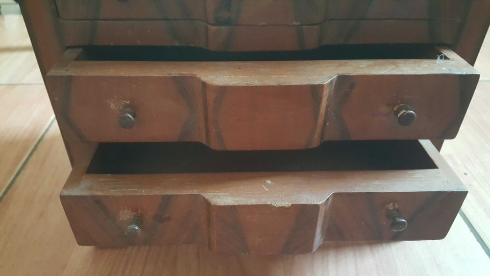 Mini cómoda de 3 gavetas