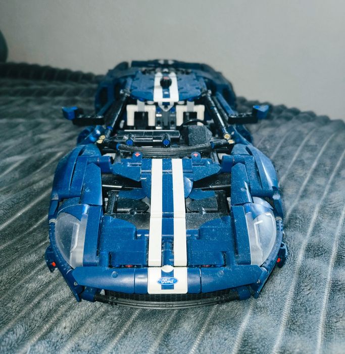 Legos montados em muito boas condições