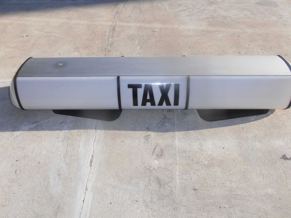 Kogut na dach taxi wysyłka