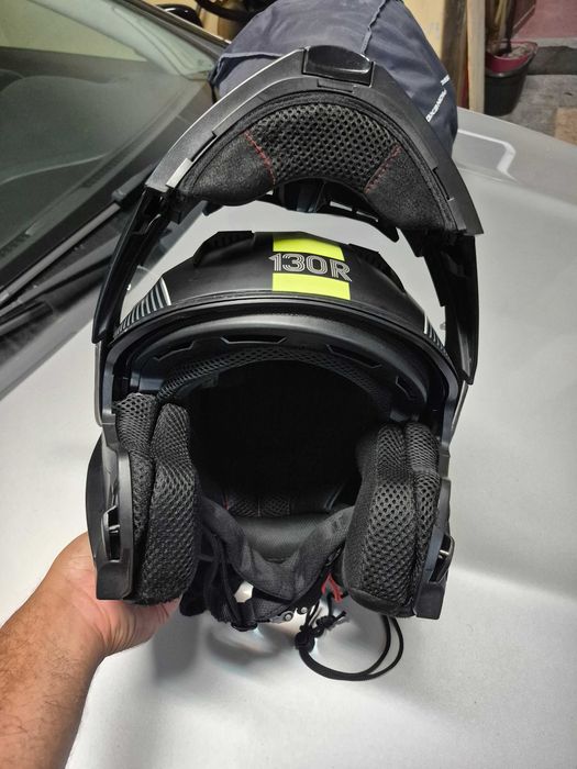 Capacete Modular 130R Tamanho S (Óculos de Sol Integrados)