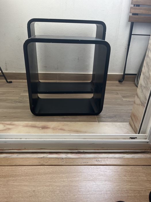 Móvel versátil para prateleira ou banco