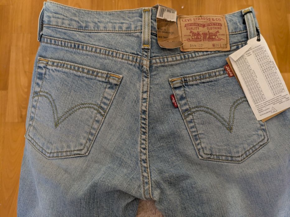 Dżinsy "Levi's" 544 Red Tab, rozmiar 28/32,nowe,niebieski. Pozdrawiam.