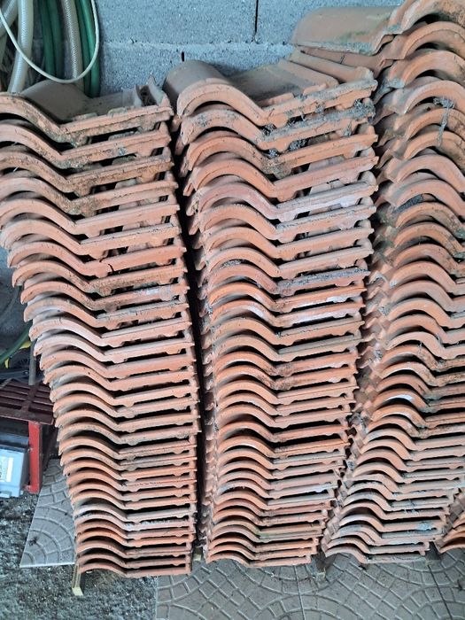 Telhas novas 1€ Unidade