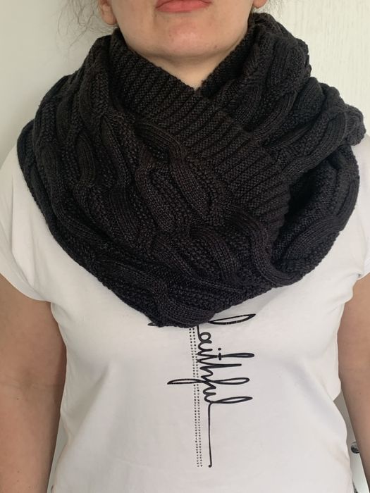 Женский шарф хамут темно-серый и сиреневый