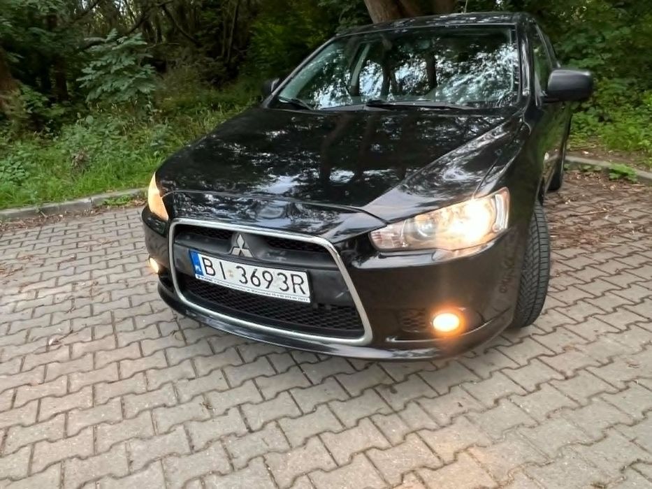 Mitsubishi Lancer