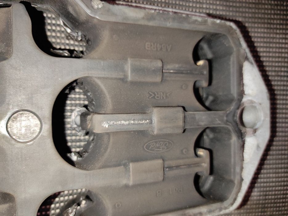 Подушка двигуна акпп задня нижня Ford Escape Kuga MK4 MK3