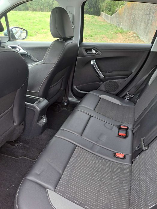 Peugeot 2008 1.2 Allure 2014