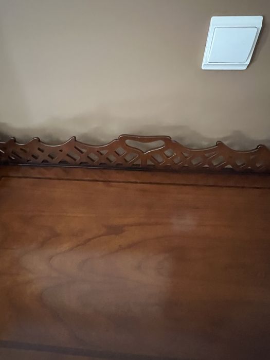 Mesa/Tabuleiro com recortes