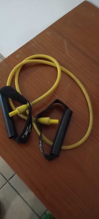 Bandas elásticas e outros