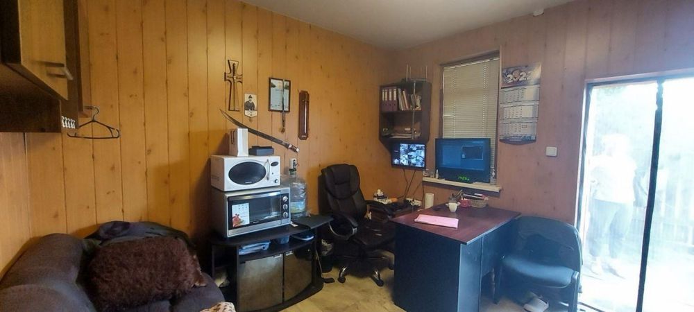 Продаж КОМЕРЦІЯ    900  м²