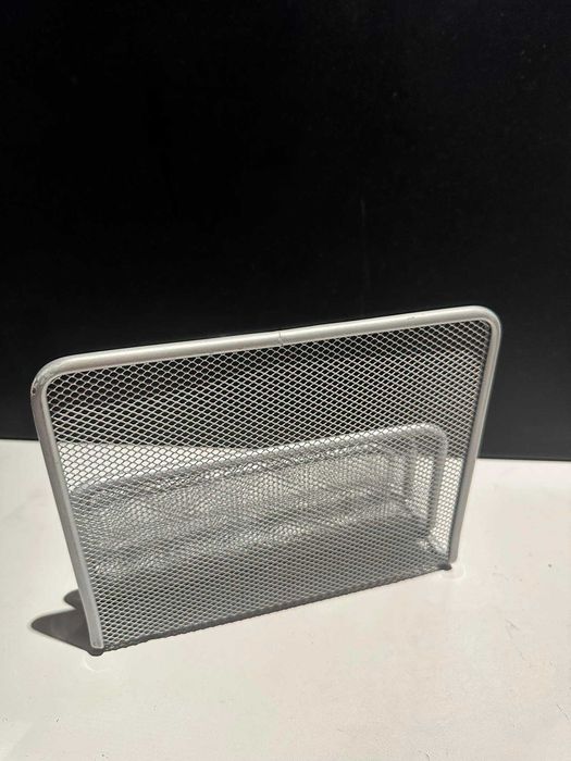 Metalowy organizer na dokumenty