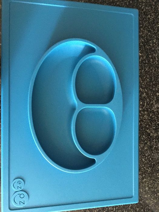 Prato_"Tapete Feliz"_SILICONE_ezpz