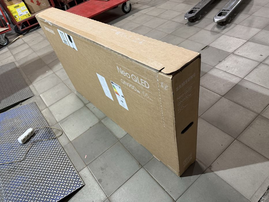 Телевізор Samsung NeoQLED QE-65QN90D, 55QN90D, 50QN90D, 43QN90D