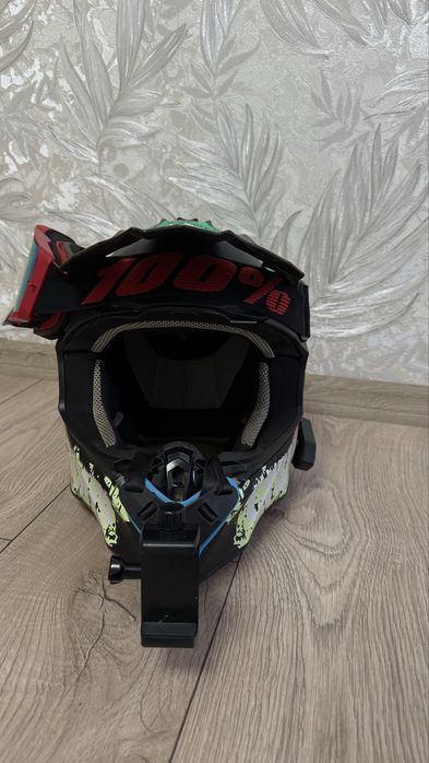 Продам кросовий шолом