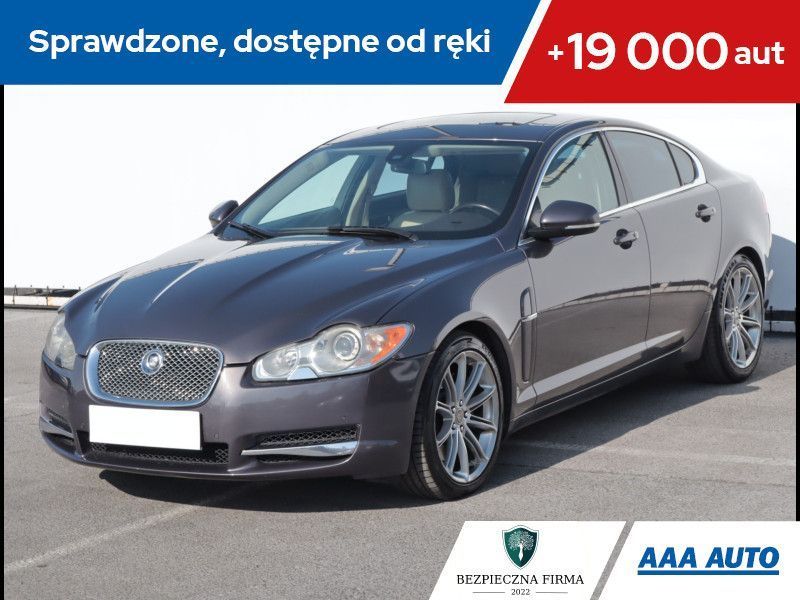 Jaguar XF 3.0 D, 211 KM, Automat, Navi, Xenon, Klimatronic, Tempomat,